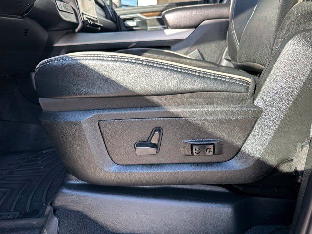 Used 2023 RAM 2500 Laramie AWD/4WD image 12