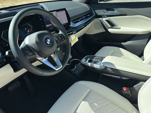 New 2026 BMW X1 xDrive28i w/ Technology Package image 9