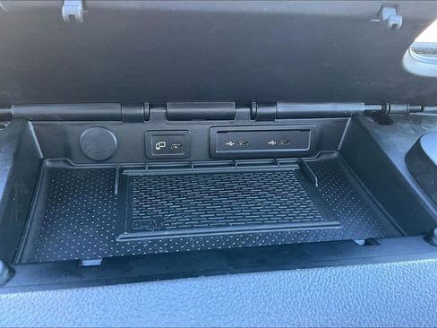 Used 2023 Mercedes-Benz Sprinter 2500 image 33