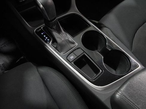 Used 2019 Hyundai Sonata SE image 14