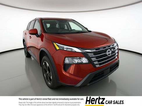 Used 2025 Nissan Rogue SV image 1
