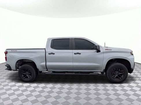 Used 2019 Chevrolet Silverado 1500 LT Trail Boss w/ Convenience Package AWD/4WD image 3