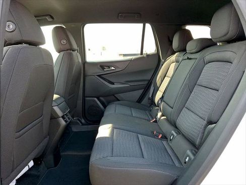Used 2025 Chevrolet Equinox LT w/ Safety and Technology Package FWD image 20