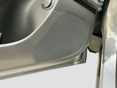 New 2026 Buick Envista Sport Touring image 18