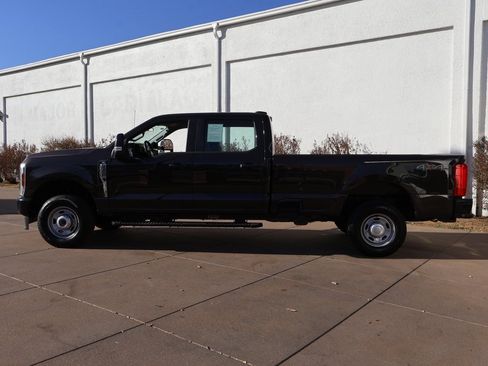 Used 2024 Ford F350 XL image 2