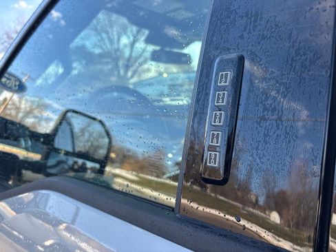 New 2026 Ford F250 Platinum image 17