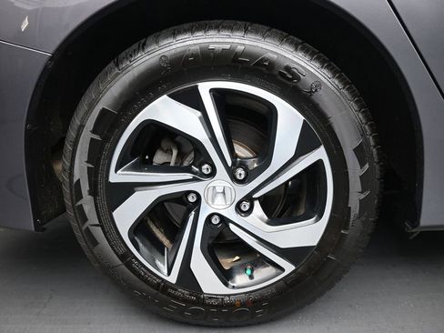 Used 2017 Honda Accord LX image 10