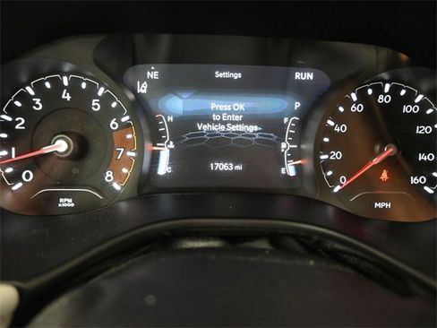 Used 2024 Jeep Compass Limited image 16