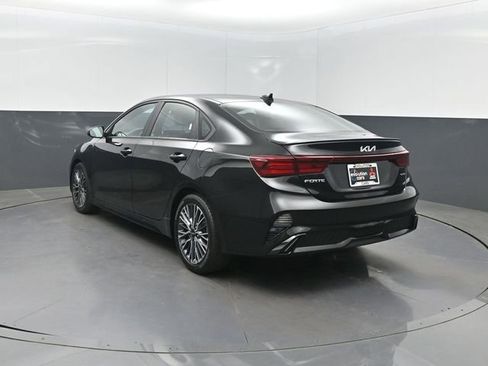 Used 2023 Kia Forte GT-Line FWD image 3