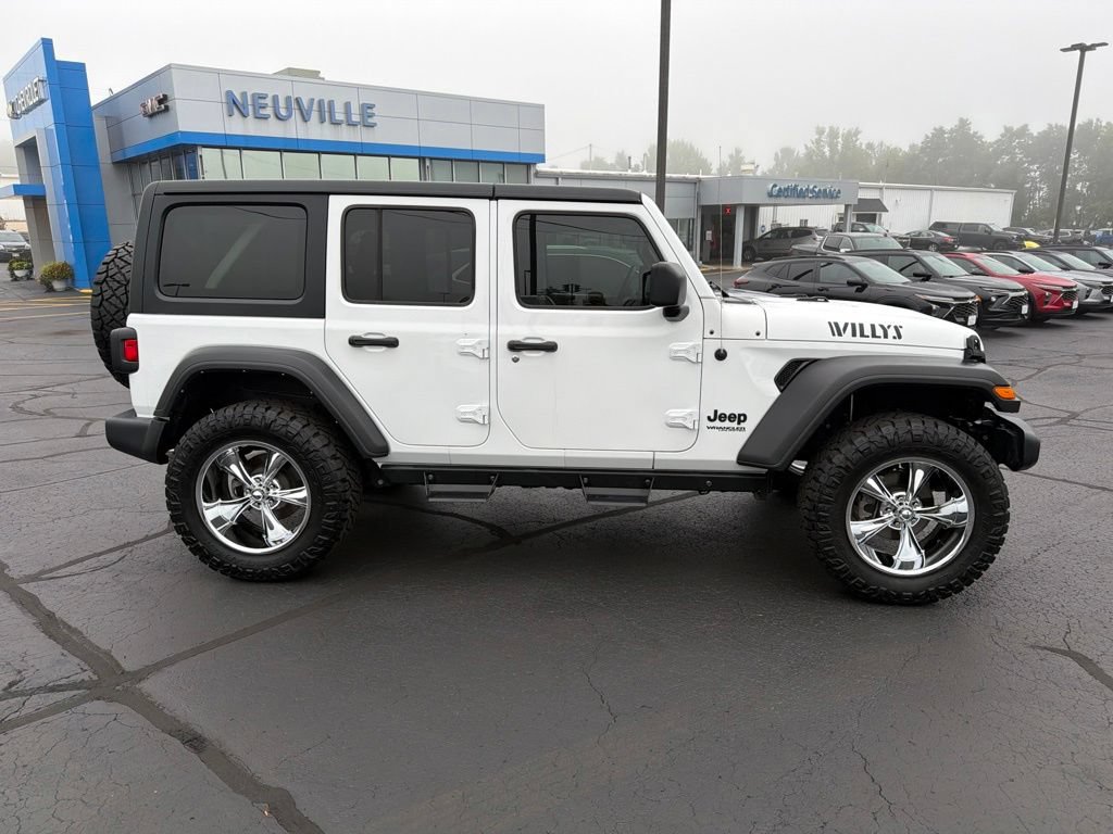 Used 2022 Jeep Wrangler Unlimited Sport AWD/4WD image 2