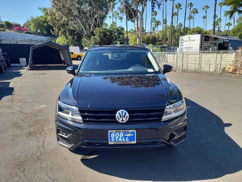 Used 2020 Volkswagen Tiguan S image 3