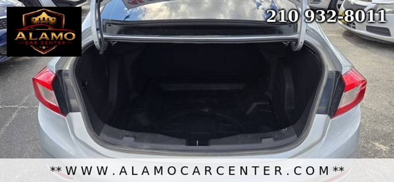 Used 2018 Chevrolet Cruze LS FWD image 23