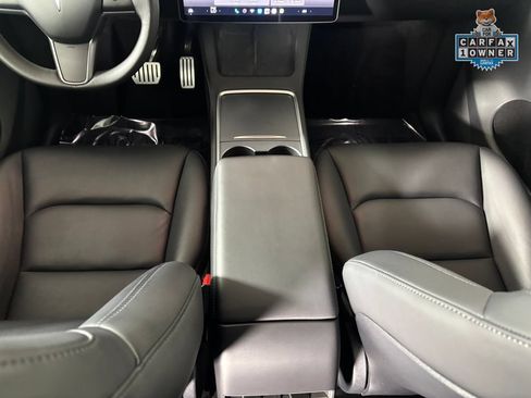 Used 2023 Tesla Model Y Performance AWD/4WD image 19