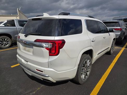 Used 2022 GMC Acadia Denali w/ Denali Ultimate Package image 6