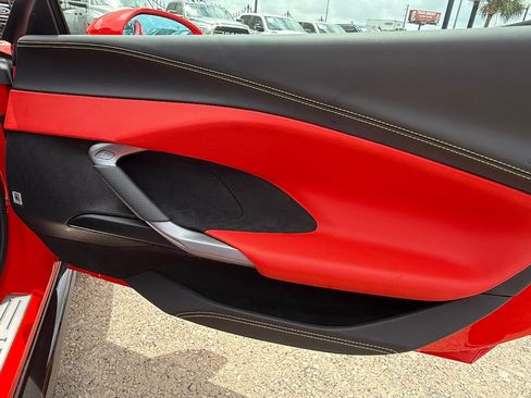 Used 2025 Ferrari 296 GTS RWD image 12