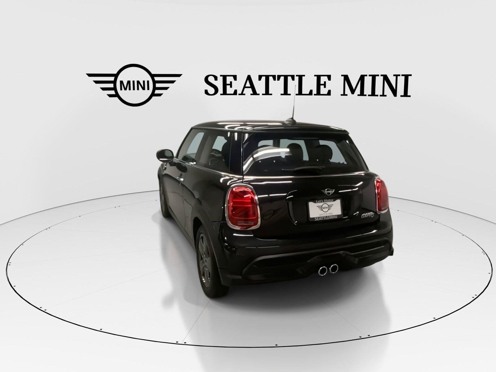 Used 2024 MINI Cooper S FWD image 9