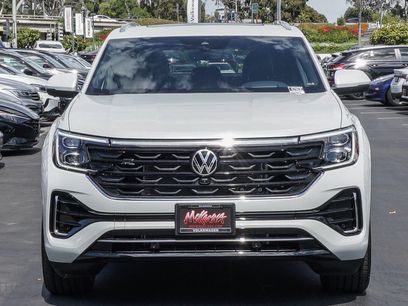 New 2026 Volkswagen Atlas Cross Sport SEL Premium R-Line