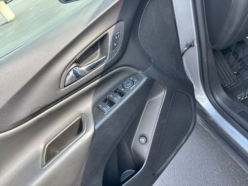 Certified 2024 Chevrolet Equinox LT image 11