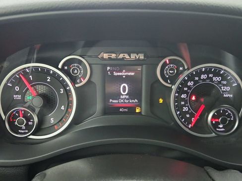 New 2026 RAM 2500 Big Horn AWD/4WD image 15