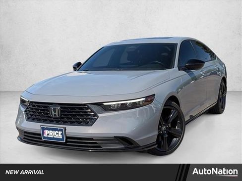 Used 2023 Honda Accord Sport image 1