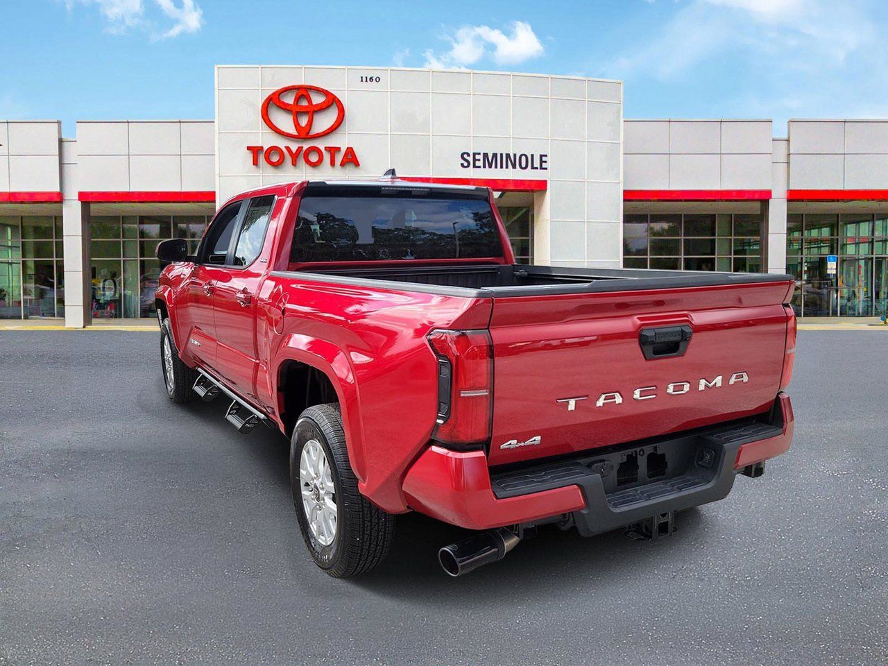 Used 2026 Toyota Tacoma SR5 AWD/4WD image 4