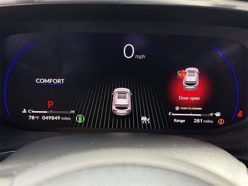 Certified 2023 Acura MDX FWD w/ Technology Package image 17