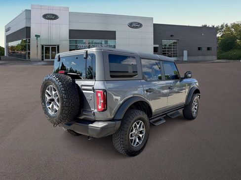 Used 2024 Ford Bronco Badlands AWD/4WD image 9