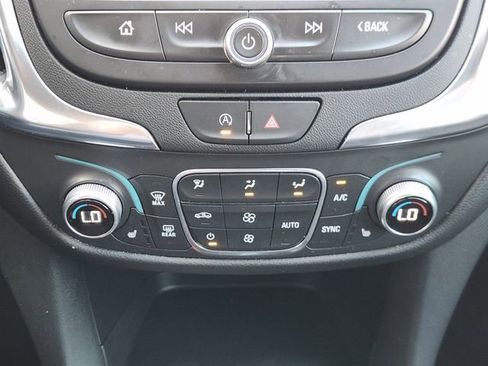 Used 2024 Chevrolet Equinox LT image 16