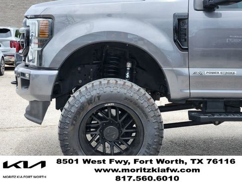 Used 2022 Ford F250 Lariat w/ Black Appearance Package AWD/4WD image 8
