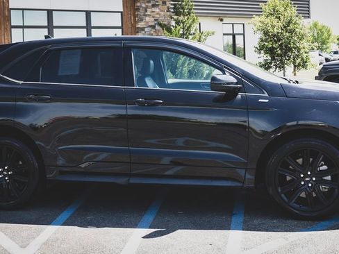 Used 2021 Ford Edge ST-Line AWD/4WD image 12