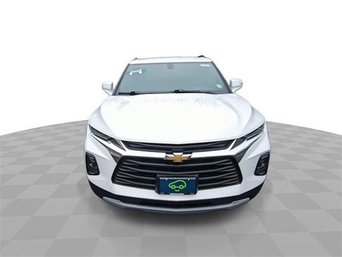 Certified 2019 Chevrolet Blazer LT image 3