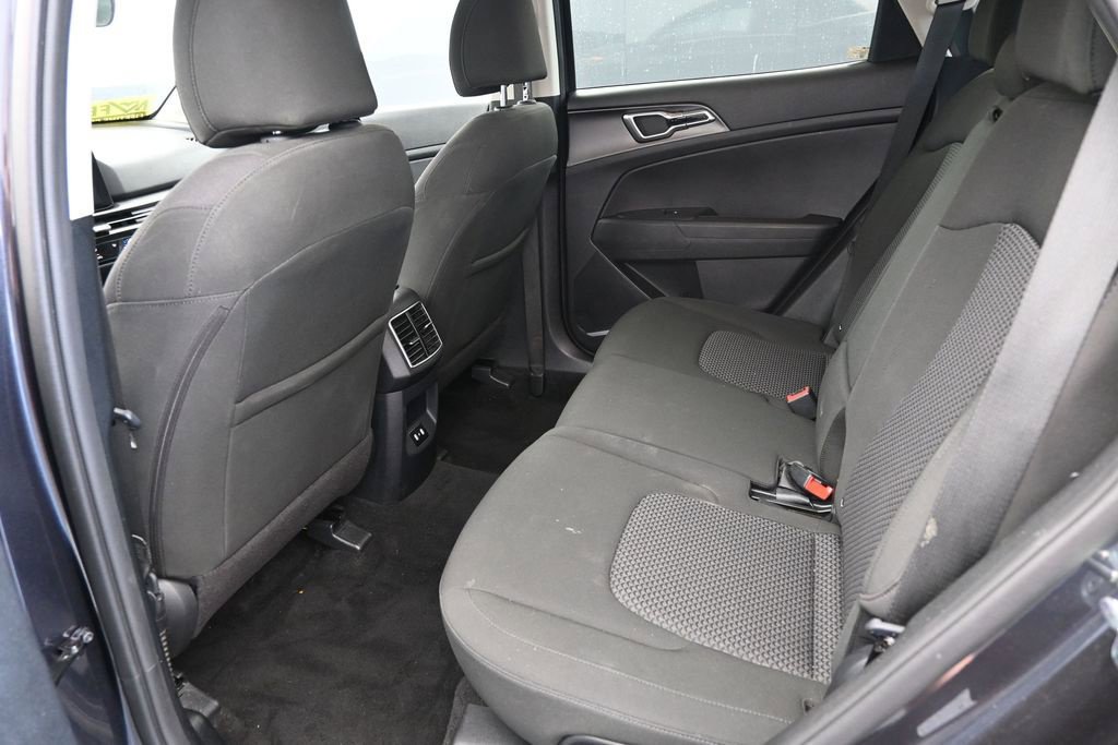 Used 2026 Kia Sportage LX FWD image 16