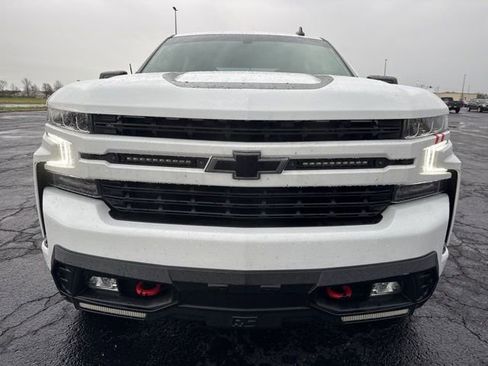 Used 2022 Chevrolet Silverado 1500 RST image 2