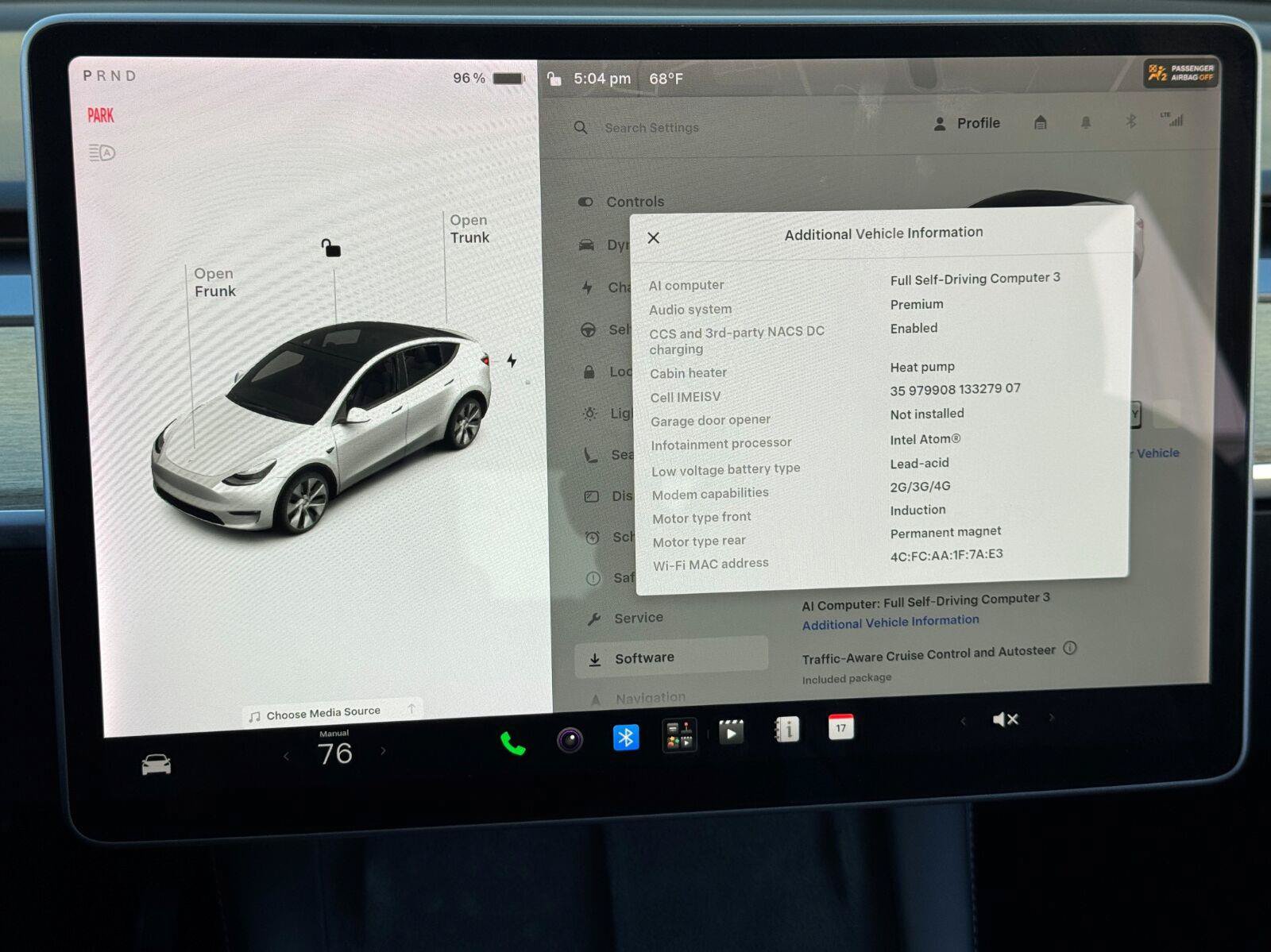 Used 2021 Tesla Model Y Long Range AWD/4WD image 30