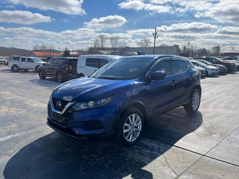 Used 2021 Nissan Rogue Sport S image 7
