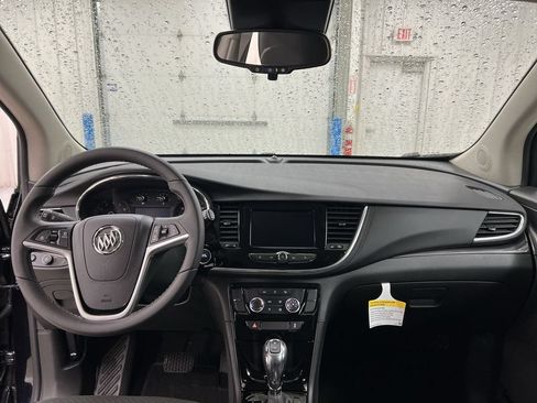 Used 2022 Buick Encore Preferred w/ Safety Package FWD image 10