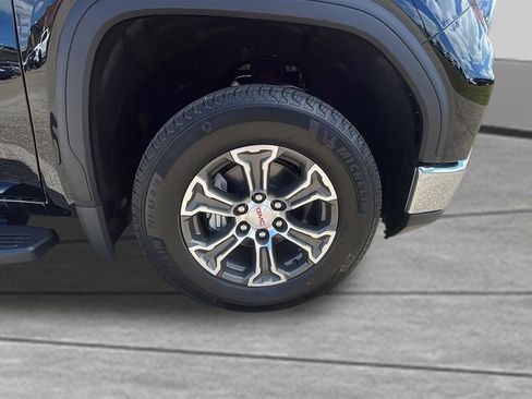 New 2026 GMC Sierra 1500 SLE w/ Preferred Package image 25
