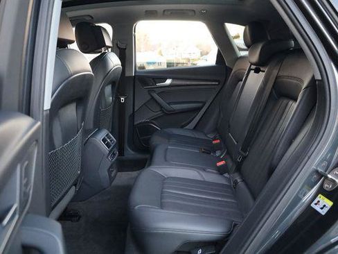 Used 2018 Audi Q5 2.0T Premium Plus w/ Premium Plus Package AWD/4WD image 23