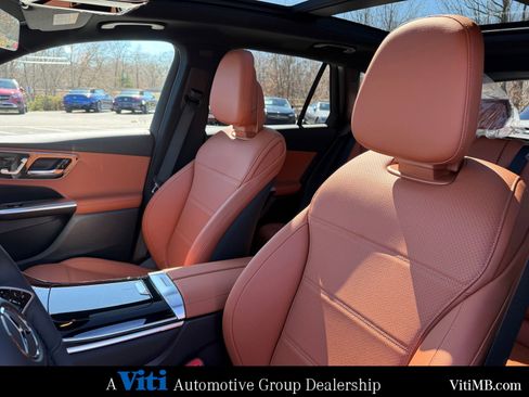 New 2026 Mercedes-Benz GLC 300 GLC 300 image 13