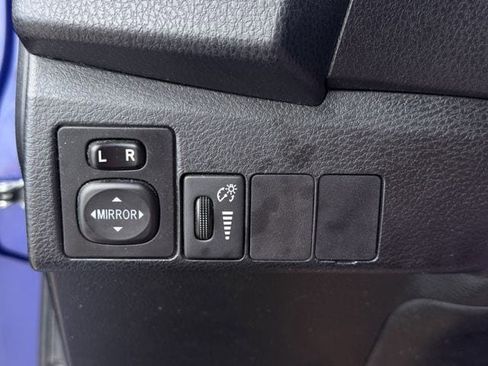 Used 2014 Toyota Corolla S image 23