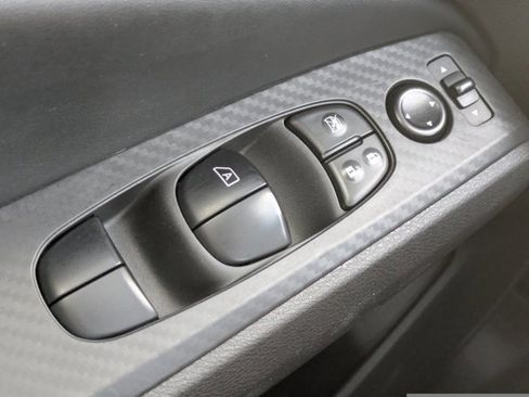 Used 2024 Nissan Altima 2.5 SV image 20