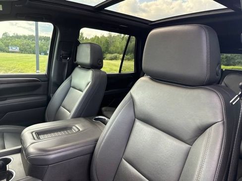 Used 2023 Chevrolet Tahoe Z71 AWD/4WD image 17
