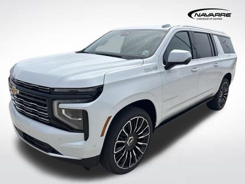 New 2026 Chevrolet Suburban High Country AWD/4WD image 4