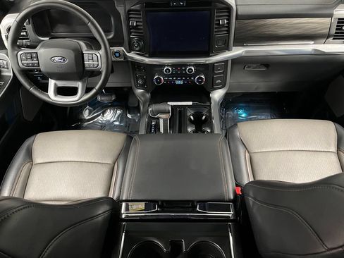 Used 2025 Ford F150 Lariat w/ Equipment Group 502A High AWD/4WD image 25