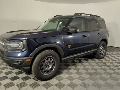 Used 2021 Ford Bronco Sport Badlands image 9