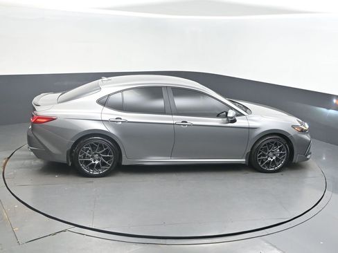 Used 2025 Toyota Camry XSE image 36