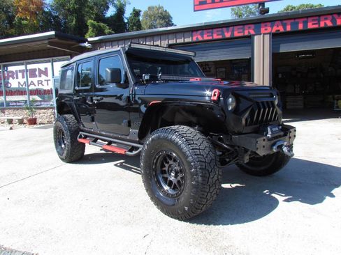 Used 2021 Jeep Wrangler Unlimited Sport image 1