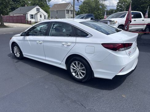 Used 2019 Hyundai Sonata SE w/ Winter Weather Package FWD image 6