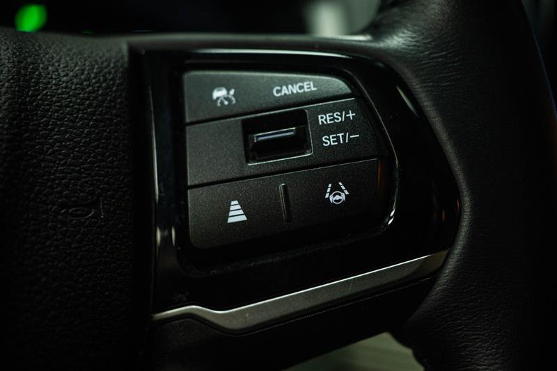Used 2025 Honda Odyssey Touring image 18