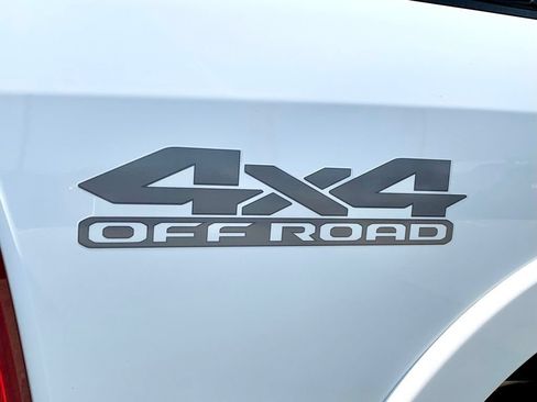 Used 2020 RAM 2500 Laramie AWD/4WD image 12